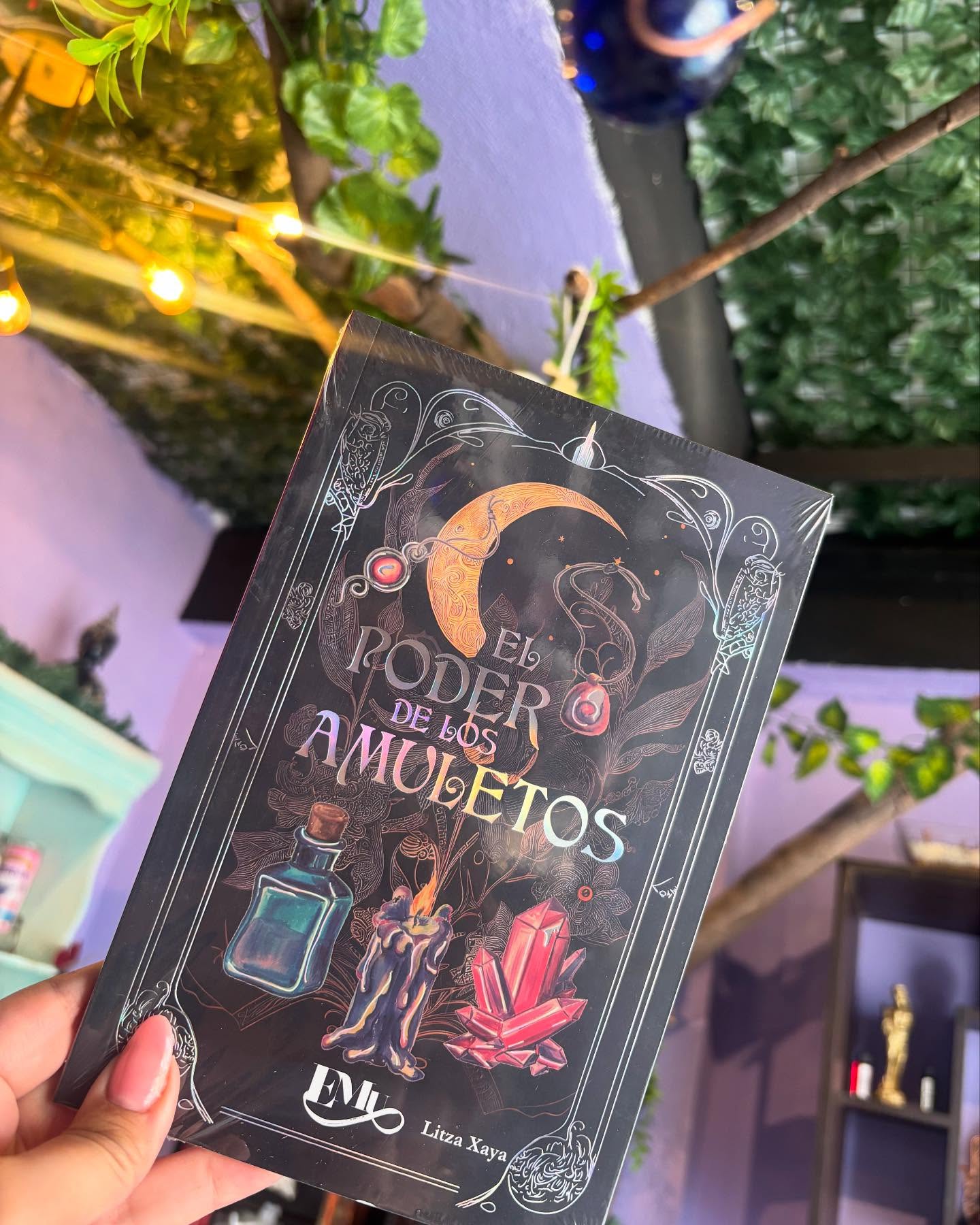 El Poder de los Amuletos – Litza Xava
